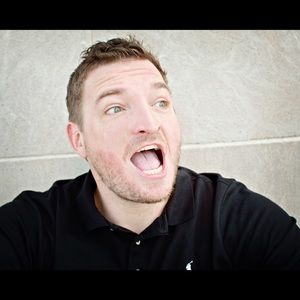 Meet your Posher, Bradbrad